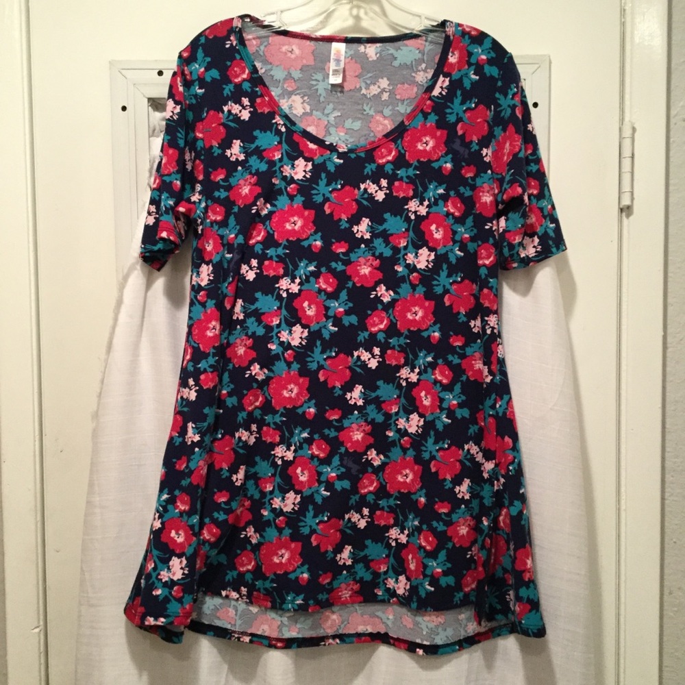 LulaRoe Floral Irma Top Size XS
